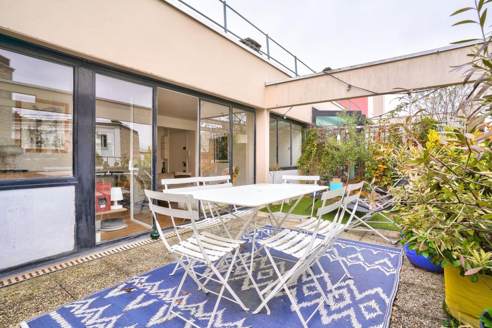 Guestready - Apt Confortable Avec Terrasse Au 18E Париж Екстер'єр фото